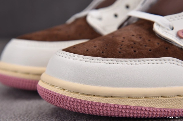 HYPE Low SP x Scott Travis AJ 1 DZ4137-206 OG 0806